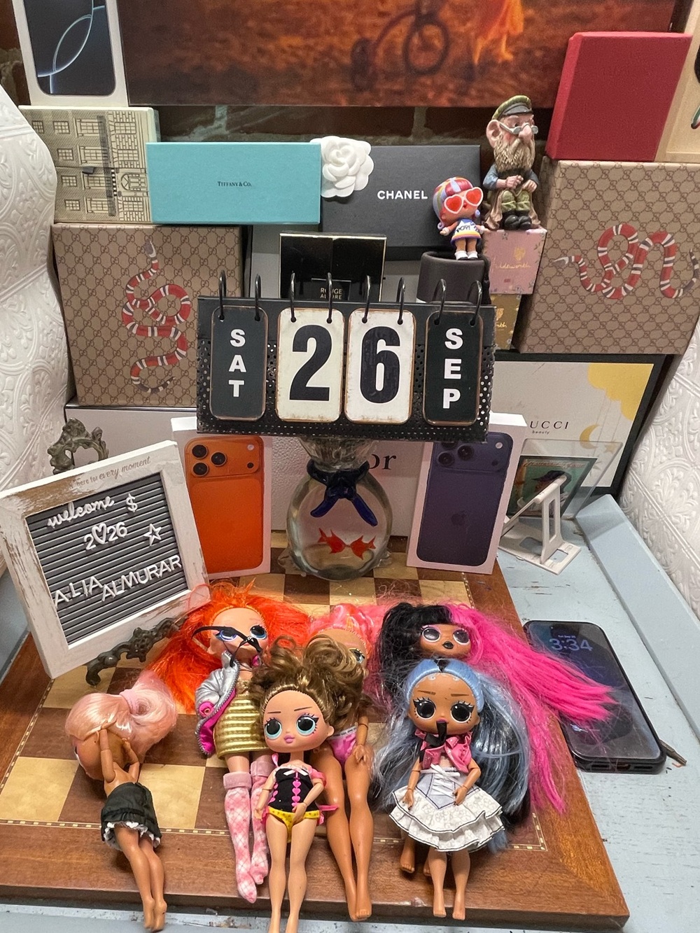 lol surprise bundle 
Dolls
